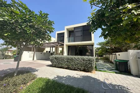 6 Bedroom Villa for Sale in DAMAC Hills, Dubai - Vacant Now | Backing Park | Rare Layout
