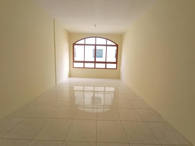 Spacious 2bhk Apartment Available with Huge Hall 2 Washrooms Rent only 26k