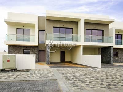 5 Bedroom Villa for Sale in Yas Island, Abu Dhabi - Great Family Villa 5 BR | Massive & Luxury