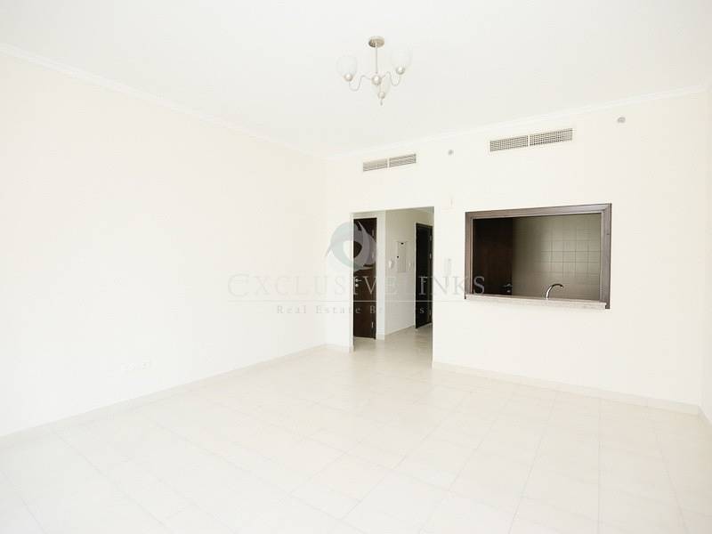 Bright 1 bedroom flat available for rent
