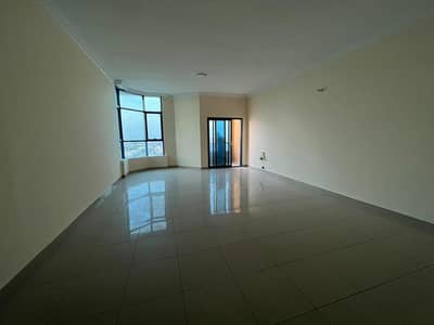 Available 3 bedroom hall