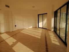 AC FREE 3BHK FOR FAMILY ONLY/NEAR UNION METRO