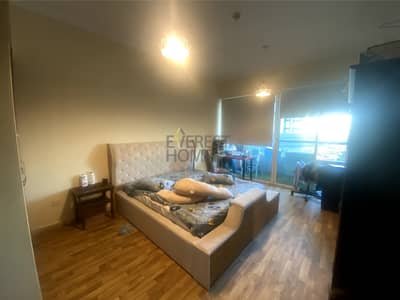 KS - 1 Bedroom with balcony | Wooden floor |Rented