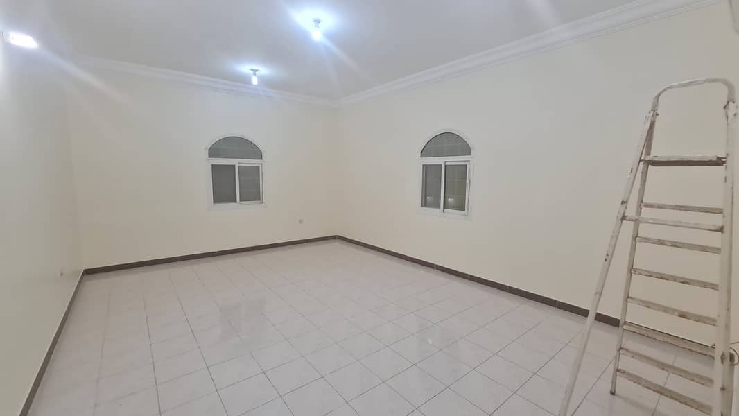 NEAT AND CLEAN 3 BED ROOM AND HALL 65K AT SHAKBOUT CITY