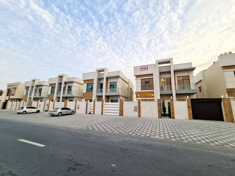 For sale villa in Jasmine area, opposite Al Rahmaniya Sharjah on Sheikh Mohammed bin Zayed Street Villa at a very excellent price negotiable . .