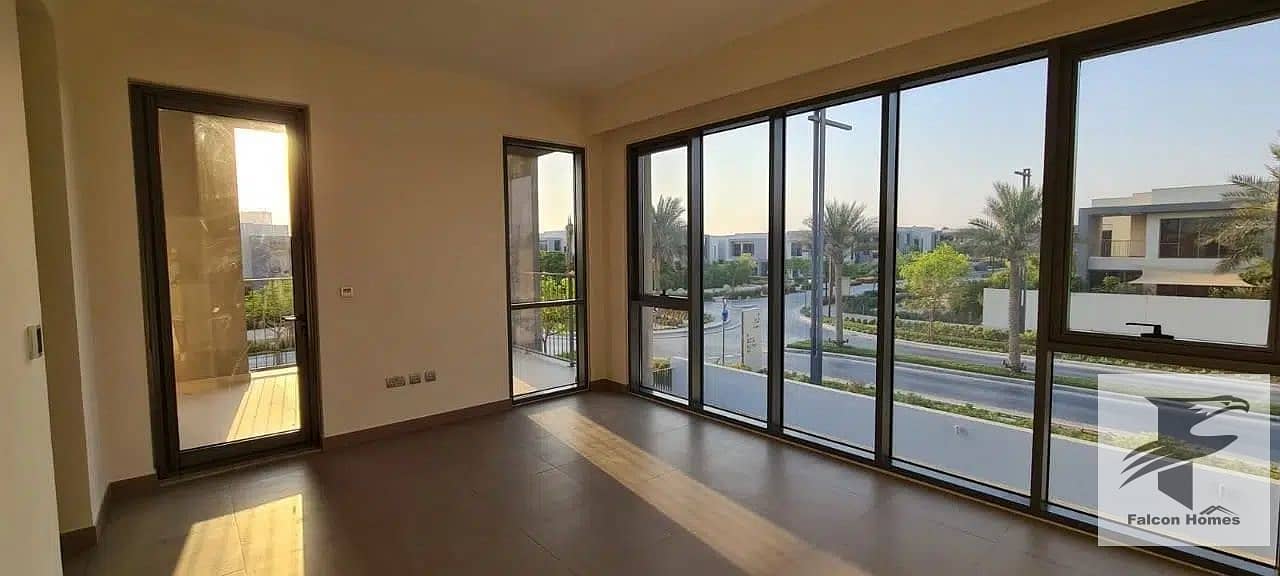 3 Beds | Beautiful View | READY TO MOVE!