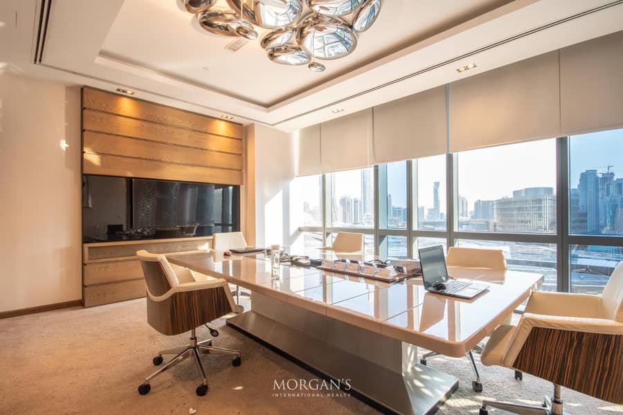 Exclusive: Super Luxurious office for sale in Downtown