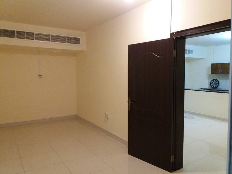 Good 1bedromm hall flat available for rent in khalifa city B
