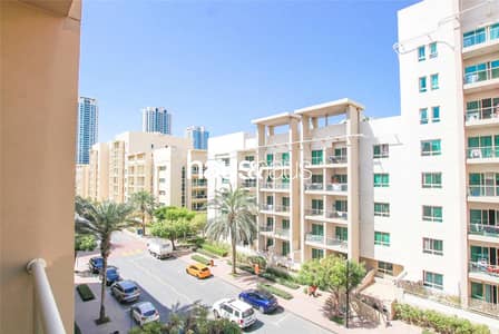1 Bedroom Flat for Sale in The Greens, Dubai - Vacant | High Floor | Spacious and Bright Layout