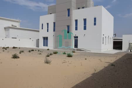 فیلا 5 غرف نوم للايجار في ند الشبا، دبي - فیلا في ند الشبا 4 ند الشبا 5 غرف 400000 درهم - 6919210