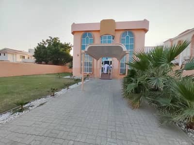 For rent a two-floors villa in Al Falaj area in Sharjah