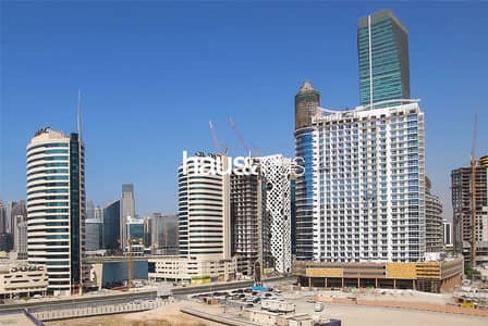 استوديو  للايجار في الخليج التجاري، دبي - شقة في برج الخليج التنفيذي أ الخليج التجاري 65000 درهم - 6924973