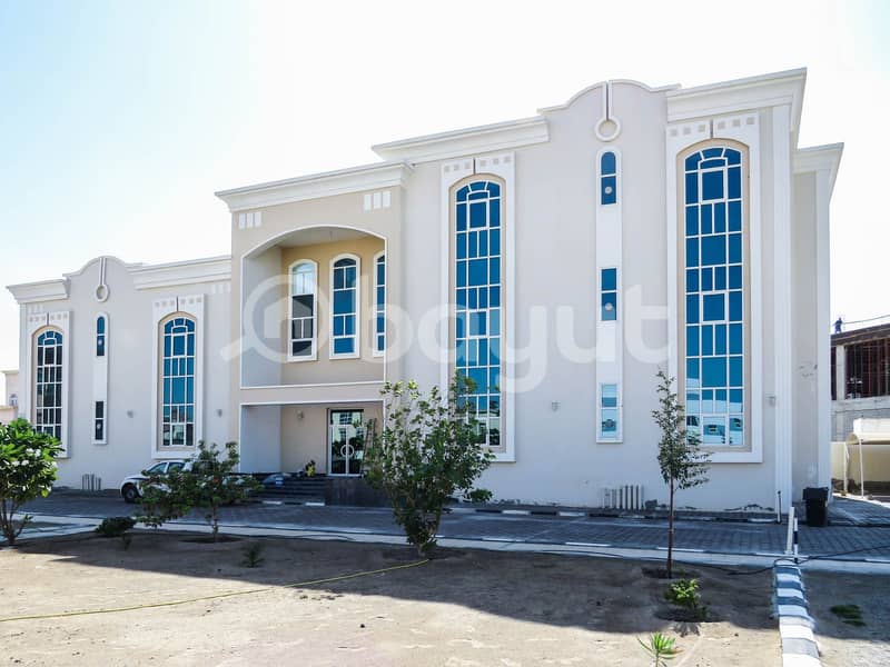 LAVISH 3 BEDROOMS HALL WITH SEPARATE MAJLIS AND MAID ROOM || BUILTIN WARDROBES AND BALCONY || 95K