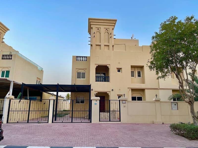 Таунхаус в Аль Хамра Вилладж，Аль Хамра Вилладж Таунхаусы, 4 cпальни, 165000 AED - 6930171