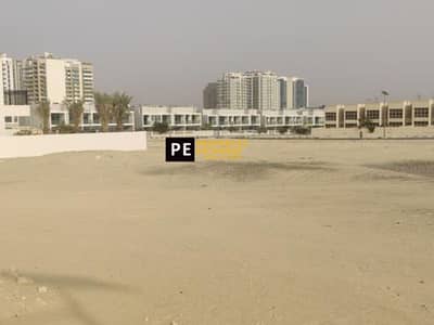 ارض استخدام متعدد  للبيع في الفرجان، دبي - ارض استخدام متعدد في الفرجان 11000000 درهم - 6824598