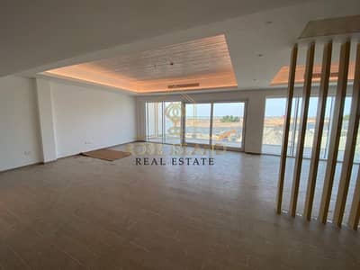 3 Bedroom Townhouse for Sale in Yas Island, Abu Dhabi - ✔️Luxurious Beach House| Private Pool | Own It