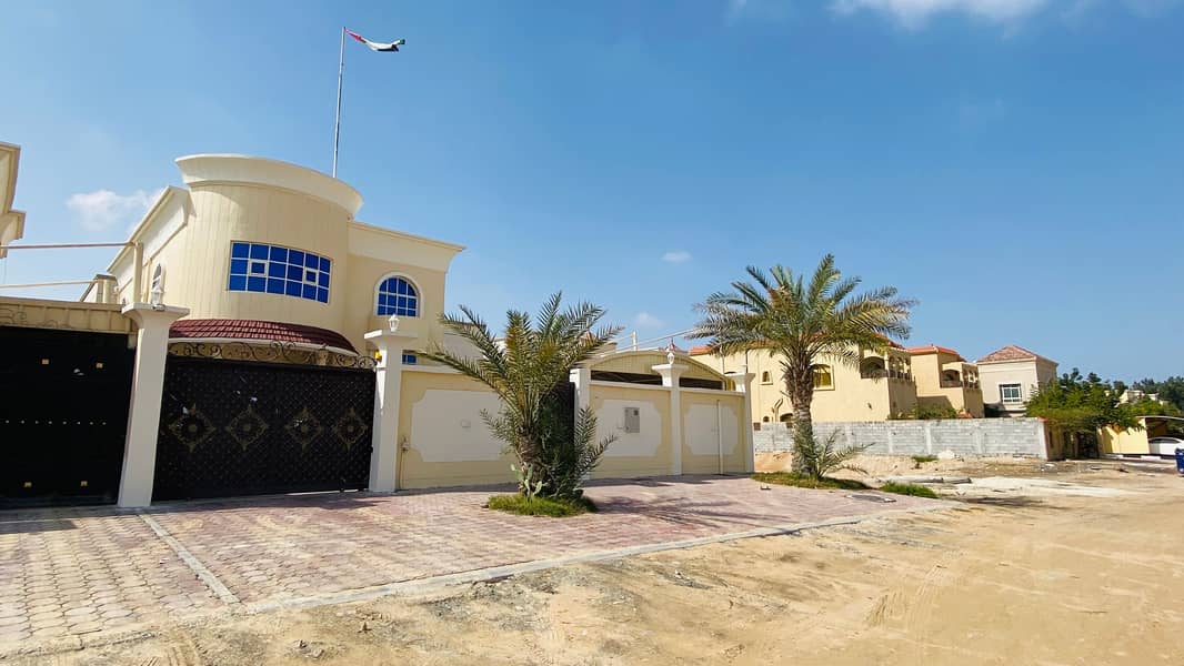 For rent a villa in Ajman, Al Mowaihat 2 .