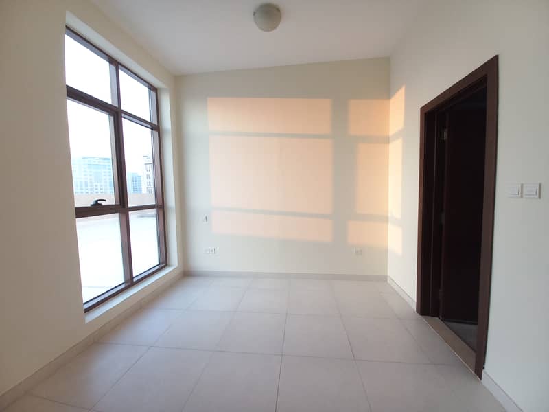 Spacious 1bhk apartment with cheapest price only in 43k