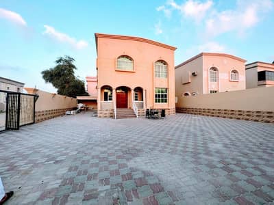 Villa for rent in Al Rawda 2, a very special location, excellent finishing and decorations, at a reasonable price