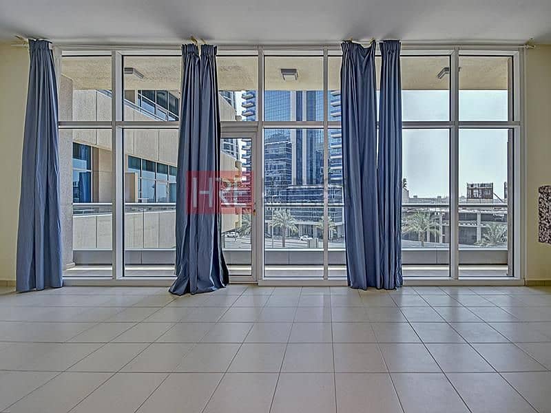 Efficient Layout | Vacant | Naturally-Lit | New Efficient Layout | Vacant | Naturally-Lit | New