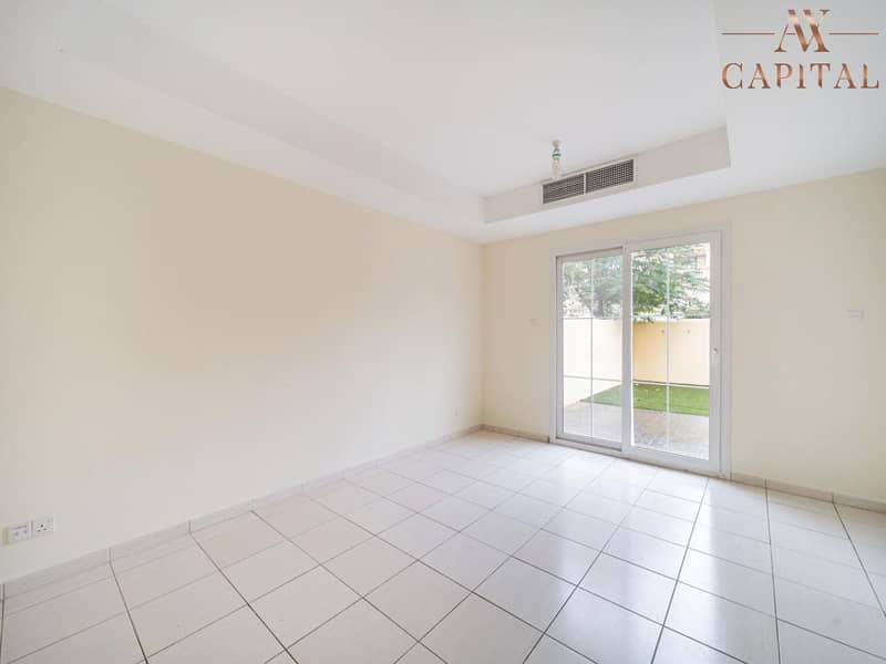 Vacant | Park View | Spacious 2 Bedroom