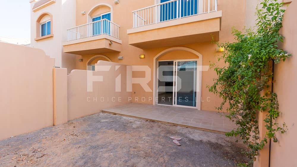 Own it Now l Double Row Villa Vibrant Community Own it Now l Double Row Villa Vibrant Community