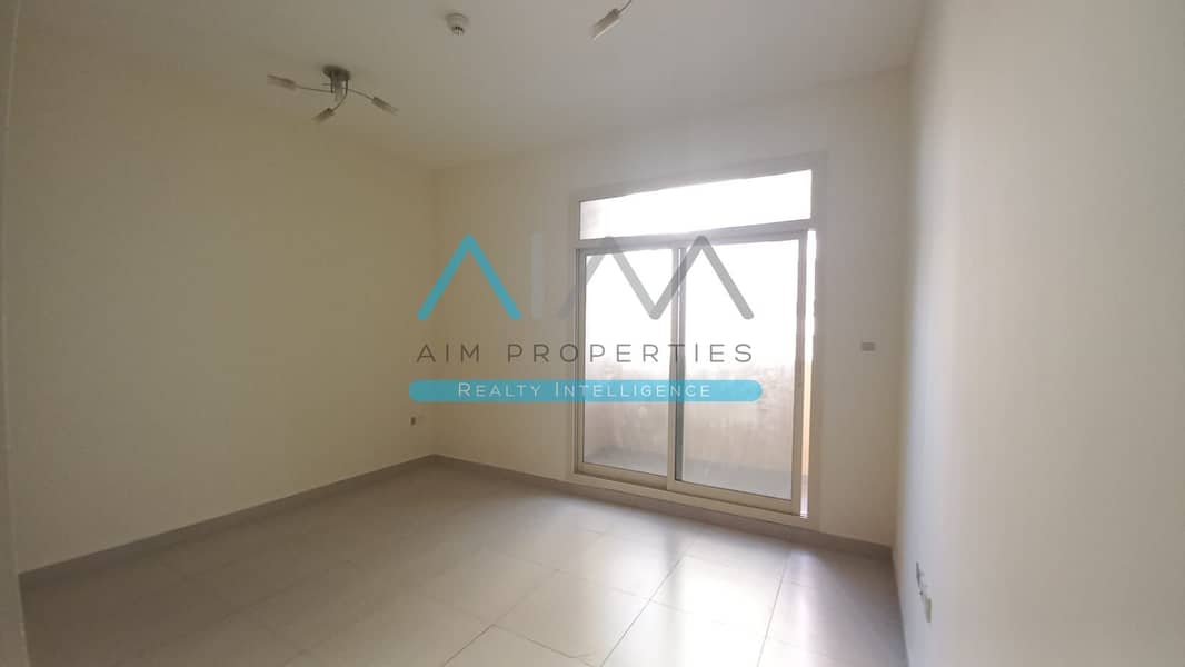 Excellent 1BR || FREE HOLD || Near Souq