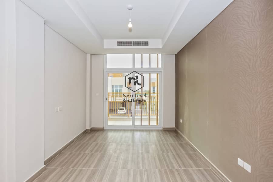 NICE GOLF COURSE VIEW 6 BEDFROOM NEAR TO PARK AND POOL NICE GOLF COURSE VIEW 6 BEDFROOM NEAR TO PARK AND POOL