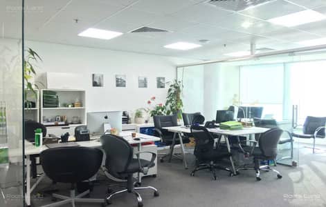 Office for Sale in Business Bay, Dubai - Lake View | High Floor |Fitted Office |Unfurnished