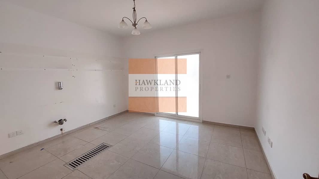 Spacious 5 BR Villa with maid room with  garden Rent 330K