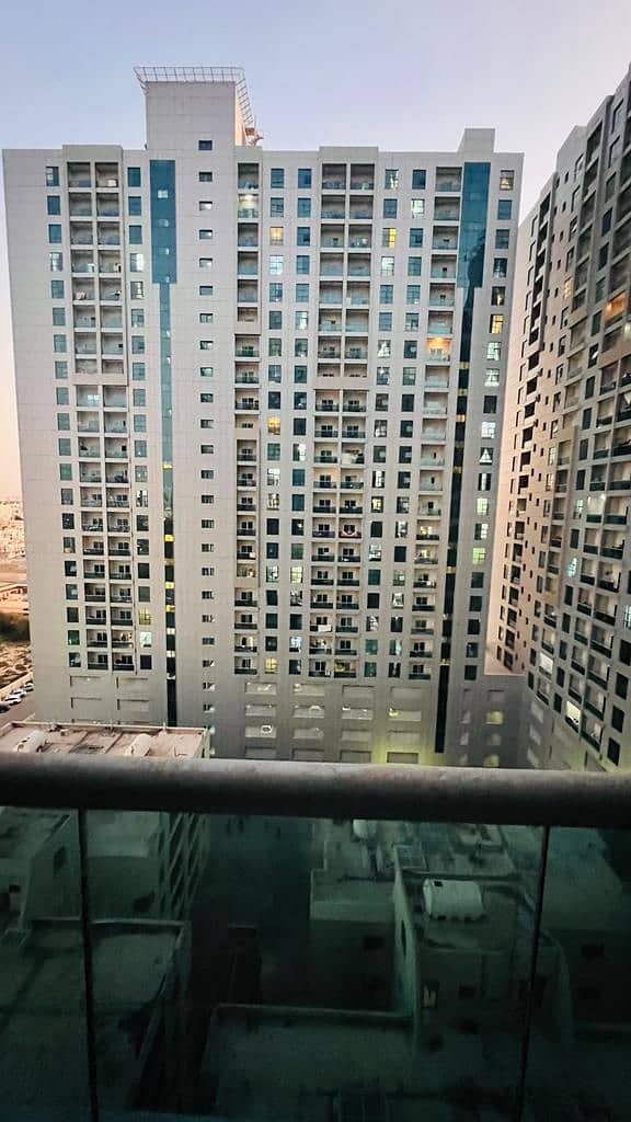 one bedroom open view apartment for rent in city tower
