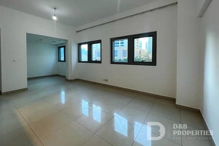 1 Bedroom Apartment for Rent in Downtown Dubai, Dubai - 1 BED + STUDY | PRIME LOCATION | AVAILABLE NOW