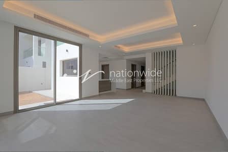 3 Bedroom Villa for Sale in Yas Island, Abu Dhabi - Hot Deal! A New Lifestyle in this Cozy Community