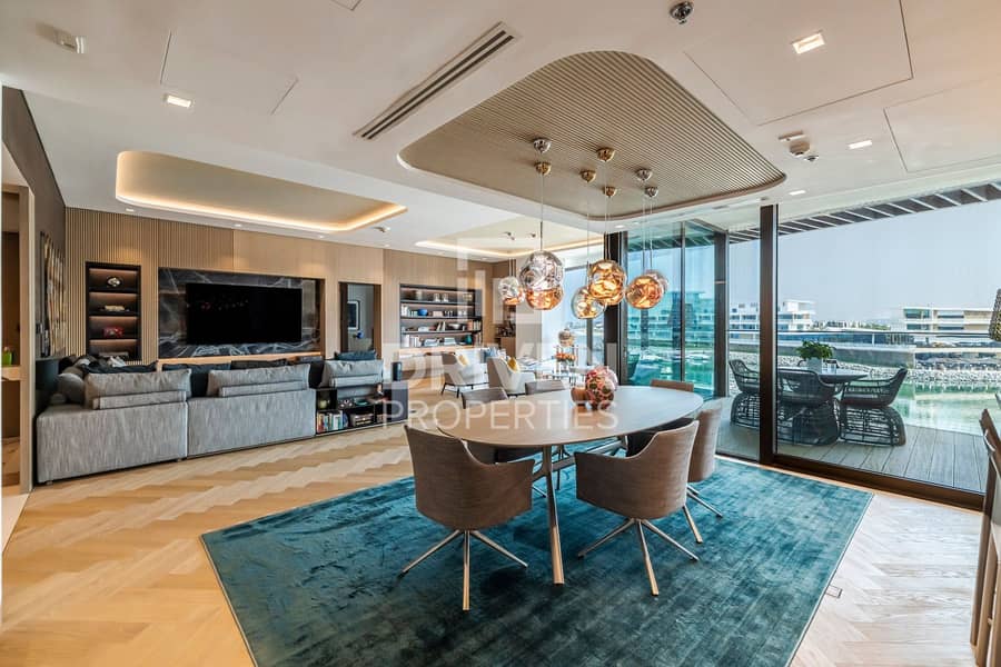Luxurious and Upgraded Apt | Marina View