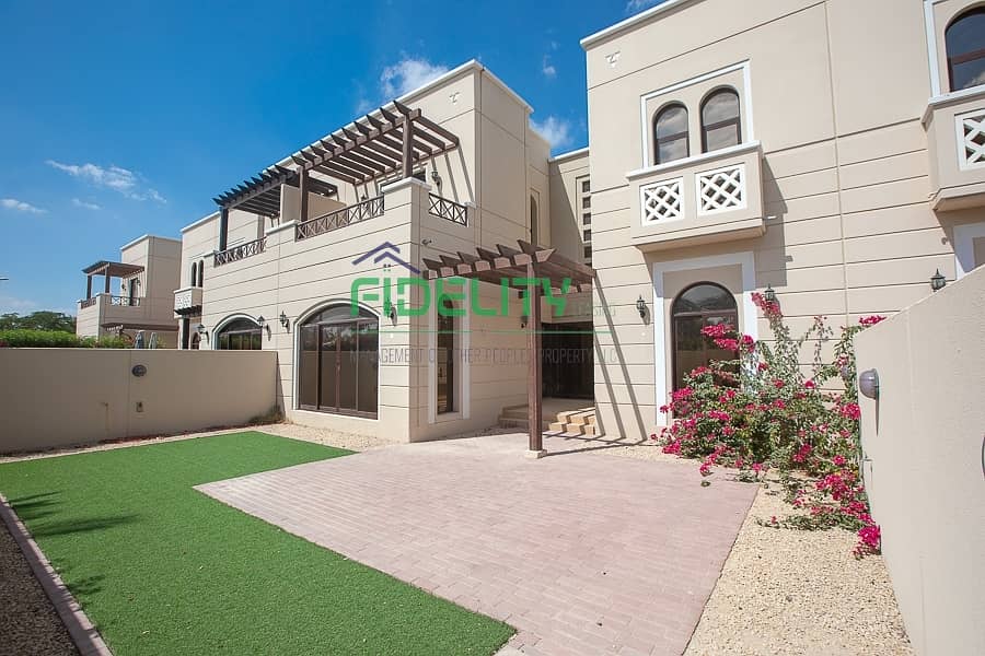 Таунхаус в Мудон，Насим, 4 cпальни, 240000 AED - 6957734