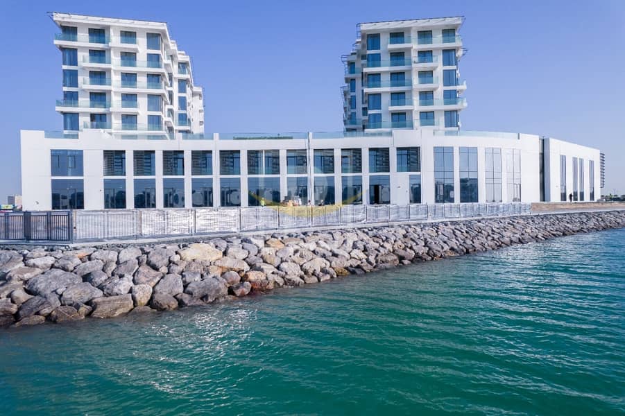 Full Sea View Apartments/ Studio/ Pool View/ Beachfront