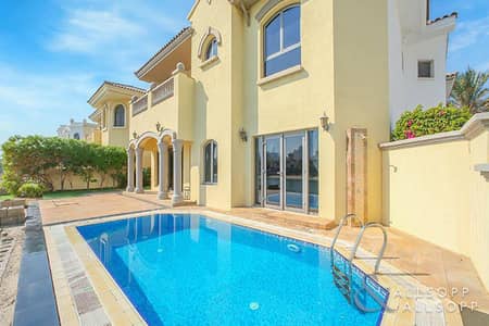 4 Bedroom Villa for Rent in Palm Jumeirah, Dubai - Vacant Now | 2 Weeks Free | 4 Bedrooms