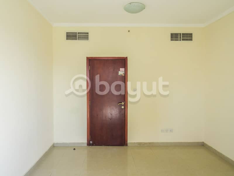 Квартира в Аль Маджаз，Аль Маджаз 2，Капитал Тауэр, 2 cпальни, 450000 AED - 6964641