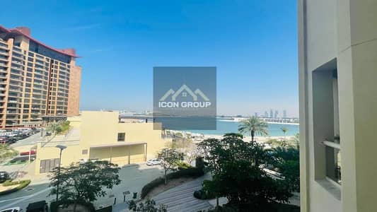 2 Bedroom Apartment for Rent in Palm Jumeirah, Dubai - Resort style living | Beach Access | Sea View!