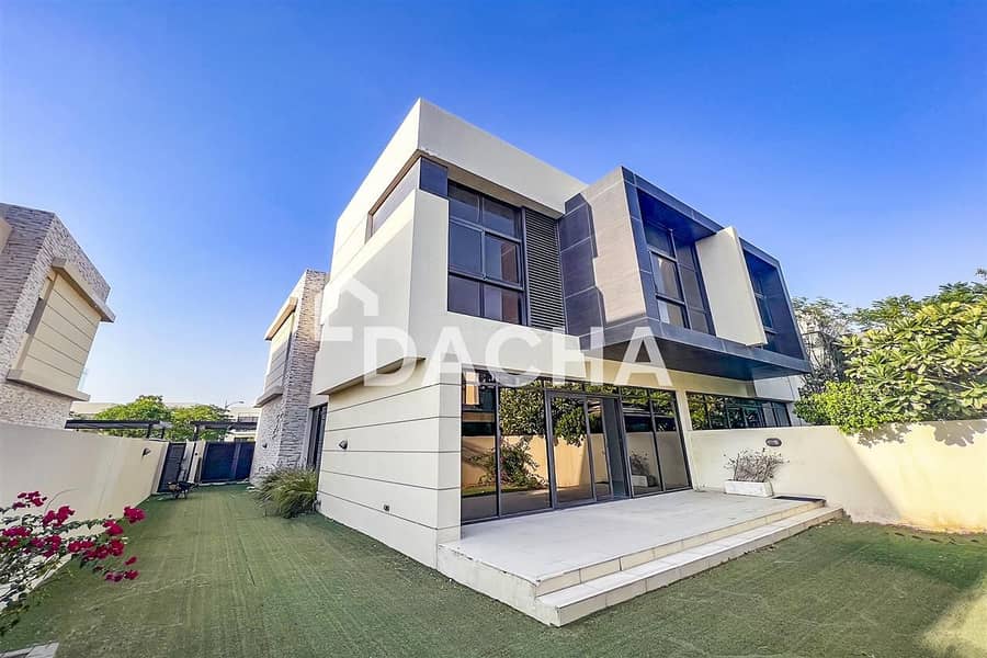3 Bedroom / Semi-detached / Back to back 3 Bedroom / Semi-detached / Back to back