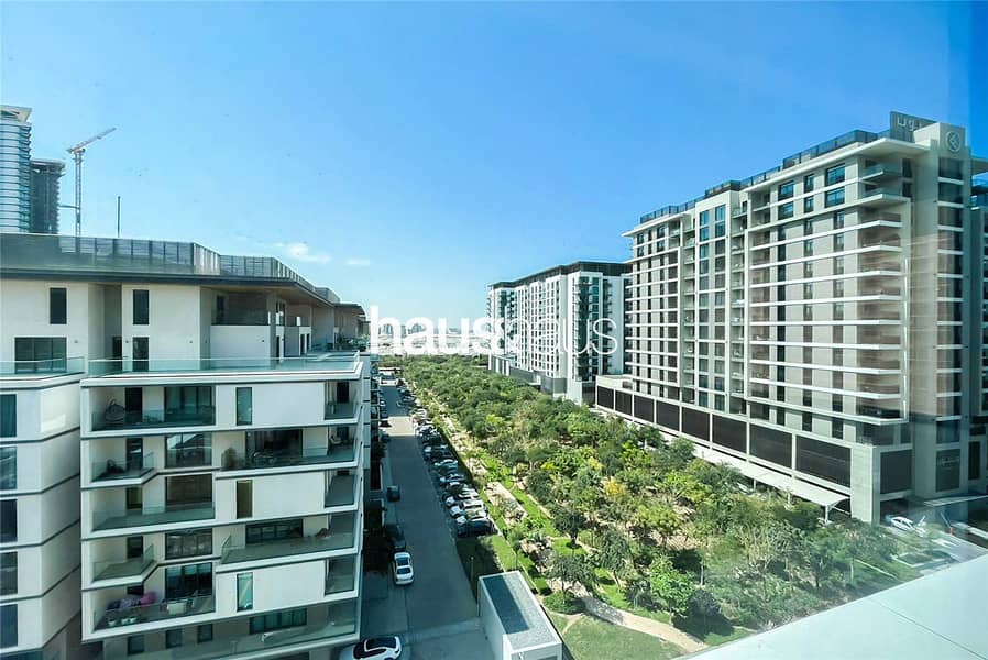 High Floor | Sunset View | 3 BR + Maids