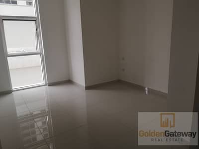 Studio for Rent in Business Bay, Dubai - Nice Studio | Equipped kitchen | Parking
