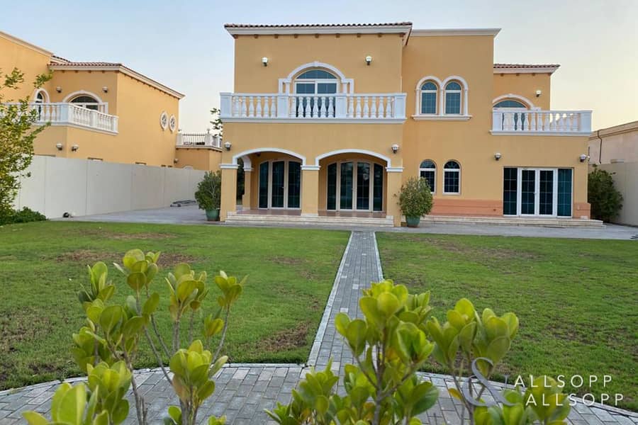 Вилла в Джумейра Парк，Легаси, 5 спален, 9450000 AED - 6968875