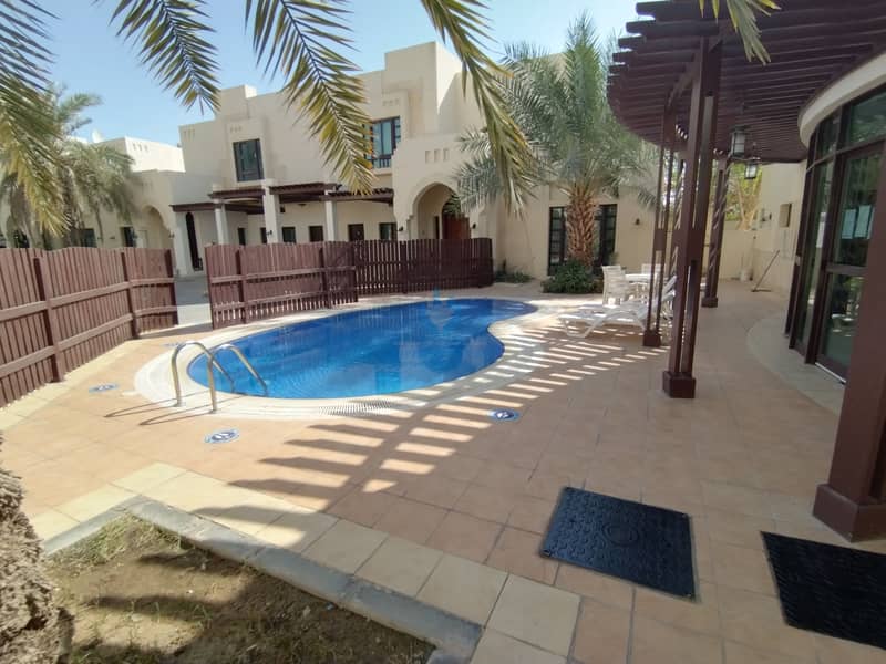 SPACIOUS 4BHK DUPLEX VILLA | GYM & SWIMMING POOL | MAID ROOM | WARDROBES IN JAHILI AL AIN