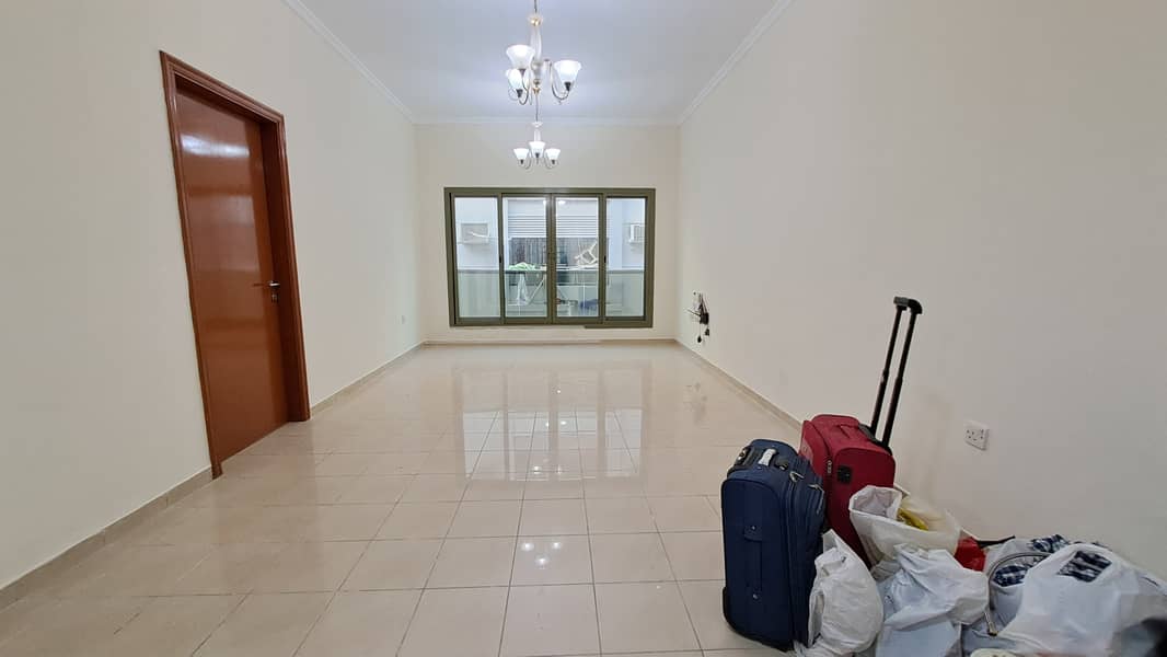 Spacious 1bhk apartment in Karama Only 48k Close to Metro