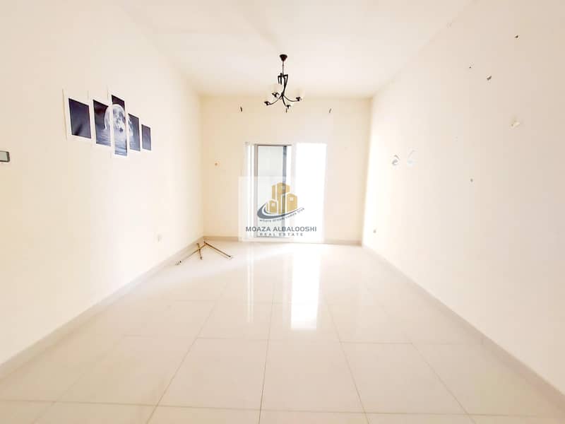 Outstanding Location, Luxurious Renovation 1bhk apartment with balcony