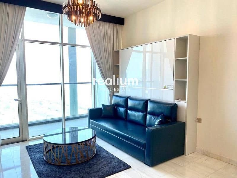 Burj view / High floor / Available from 1st May