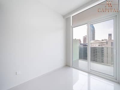 1 Bedroom Flat for Sale in Business Bay, Dubai - Vacant | Ideal Investment | Dubai Canal View
