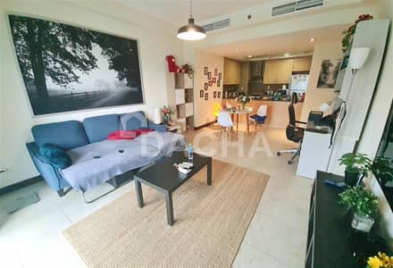 Amazing 1BR+Store / Lake view / Fully furnished