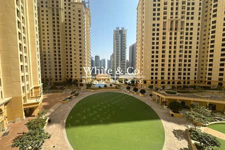 2 Bedroom Apartment for Rent in Jumeirah Beach Residence (JBR), Dubai - Low Floor | Community View | Huge Layout